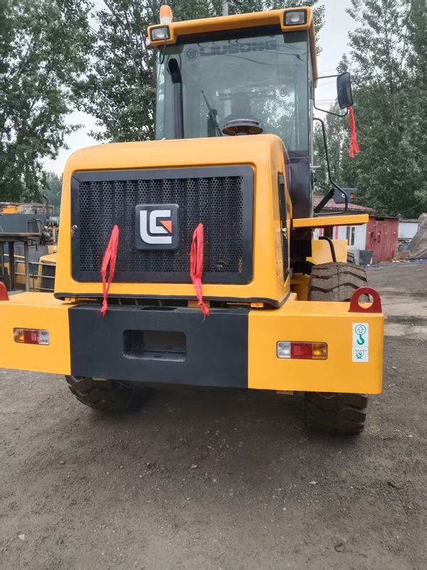 Utilizzato LIUGONG 835 caricatore a ruote affidabile caricatore di seconda mano 1.7 M3 Capacità di secchio
