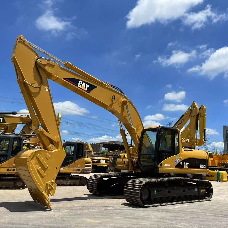 Escavatore usato CAT 325CL affidabile di seconda mano Caterpillar 325CL con lunghezza di trasporto di 9,6 m