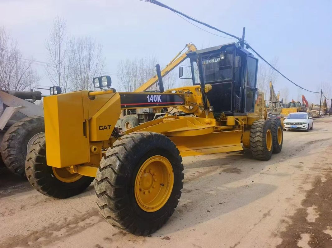 Usato Motograder CAT 140K 17.27 T Altezza di trasporto 3.35 M