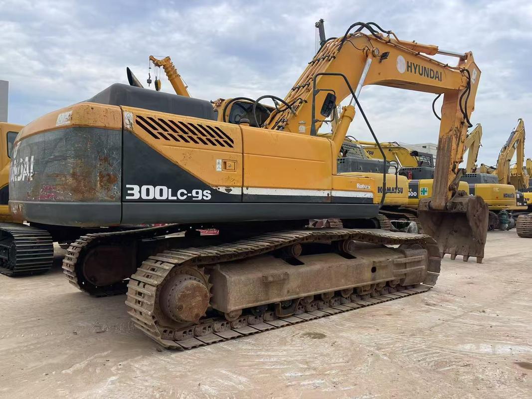Usato Hyundai 300LC-9S Crawler Excavator Affidabile Usato Hyundai 30 Ton Excavator