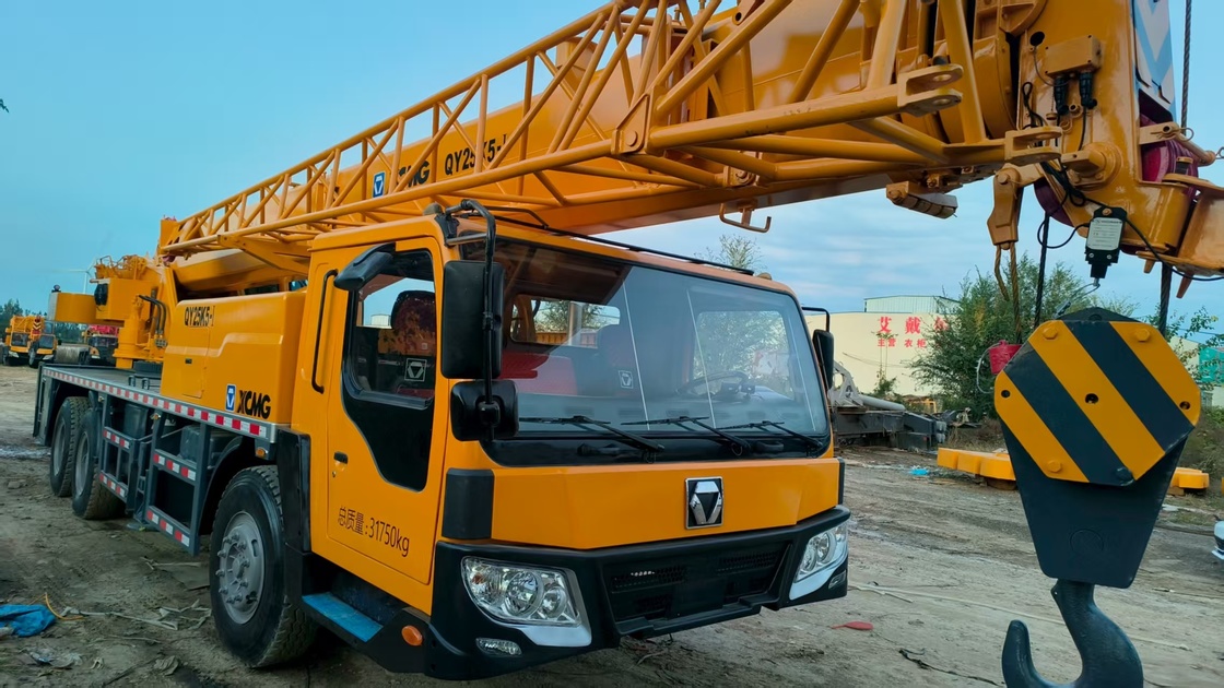 Used XCMG QY25K5 Truck Crane for Sale | 25 Ton Mobile Crane Exported from China